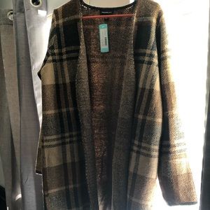 Long sleeve open cardigan NWT fortune & ivy. Cognac/plaid design. Neutral tones